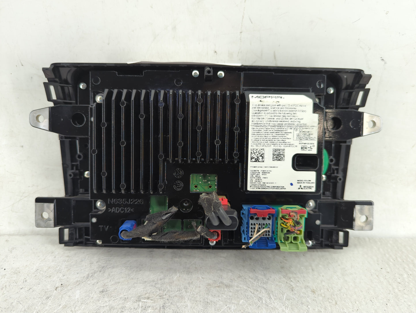 2022 Ram Promaster 2500 Radio AM FM Cd Player Receiver Replacement P/N:7EM02LXFAF Fits OEM Used Auto Parts - Oemusedautopart