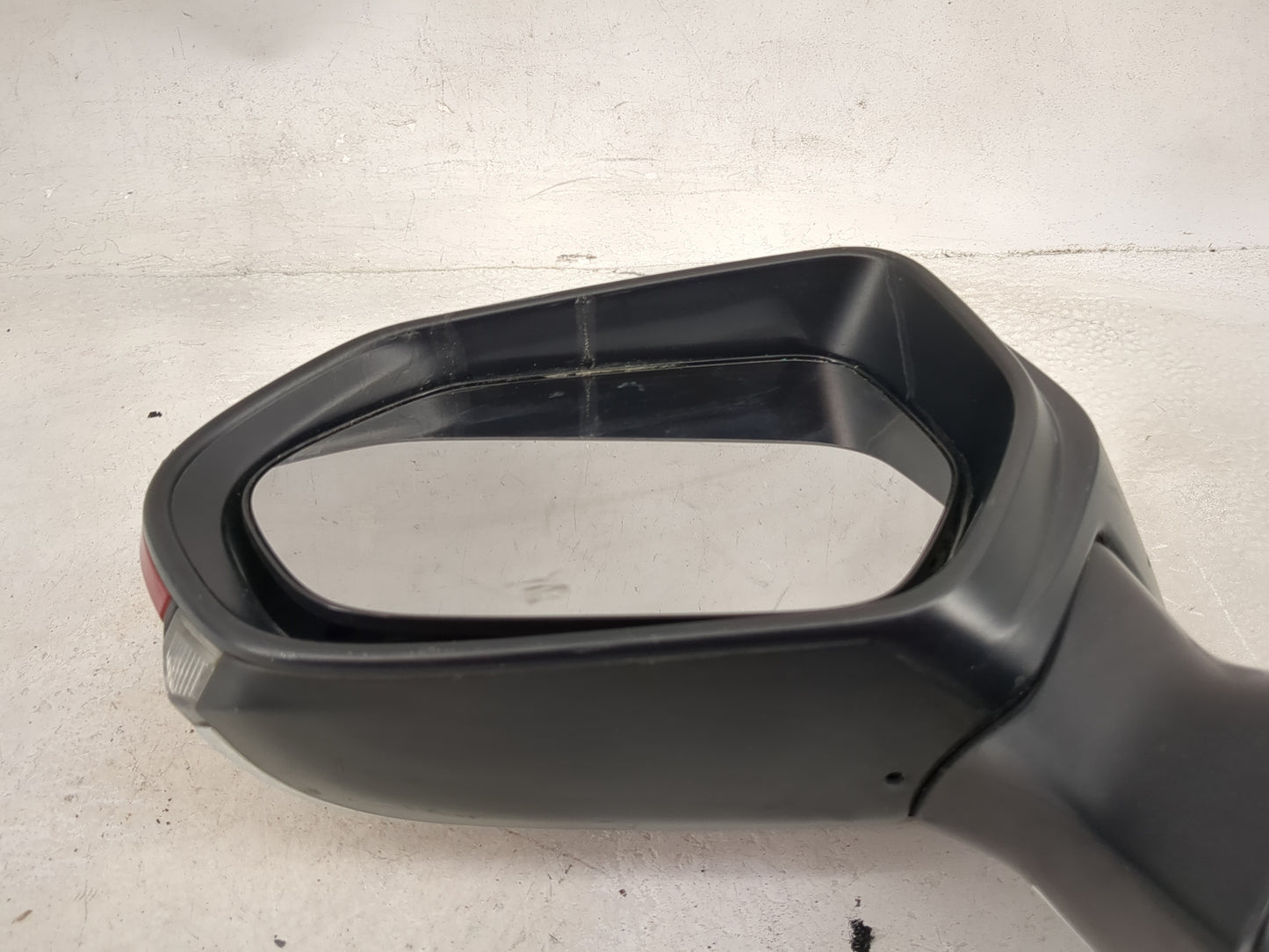 2018-2022 Toyota Camry Driver Side View Mirror - Left Door Mirror OEM Used - Oemusedautoparts1.com