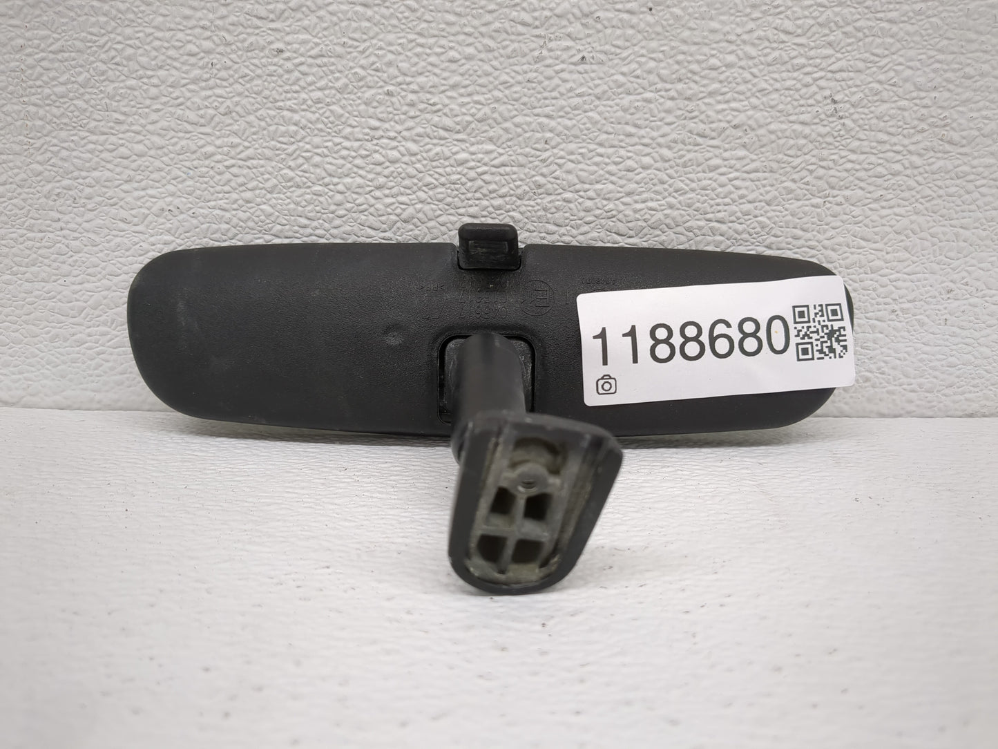 2024 Toyota Rav4 Interior Rear View Mirror Replacement OEM P/N:E11025617 E11015617, E11045617 Fits OEM Used Auto Parts - Oem