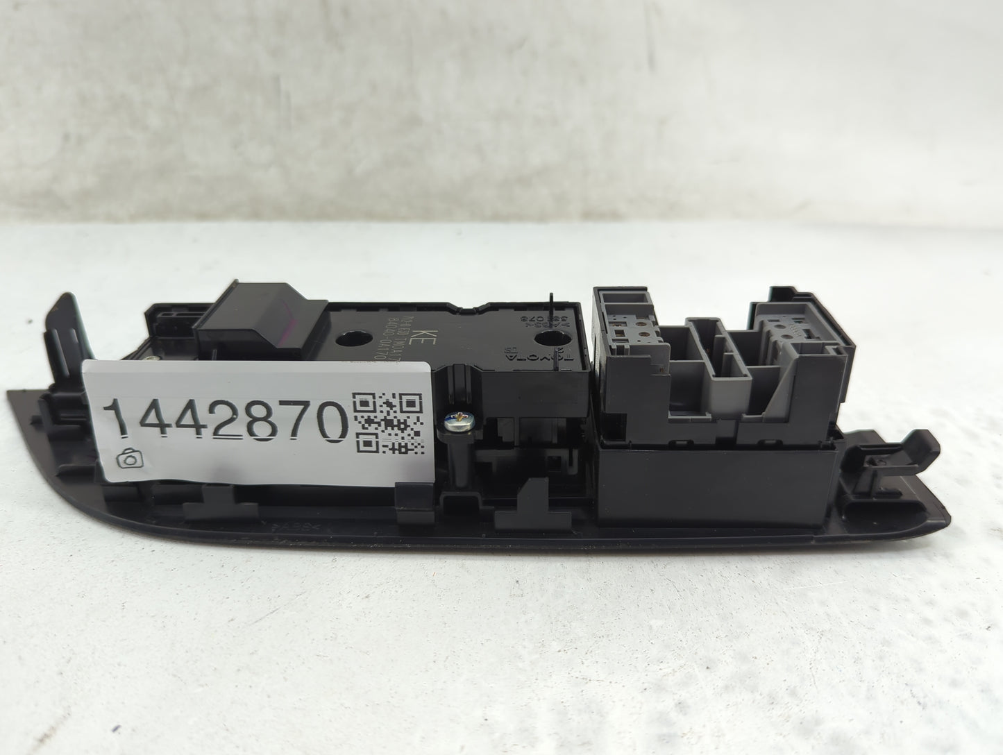 2024 Toyota Rav4 Master Power Window Switch Replacement Driver Side Left P/N:84040-0A170 712-0E3D, TM0A17 Fits OEM Used Auto
