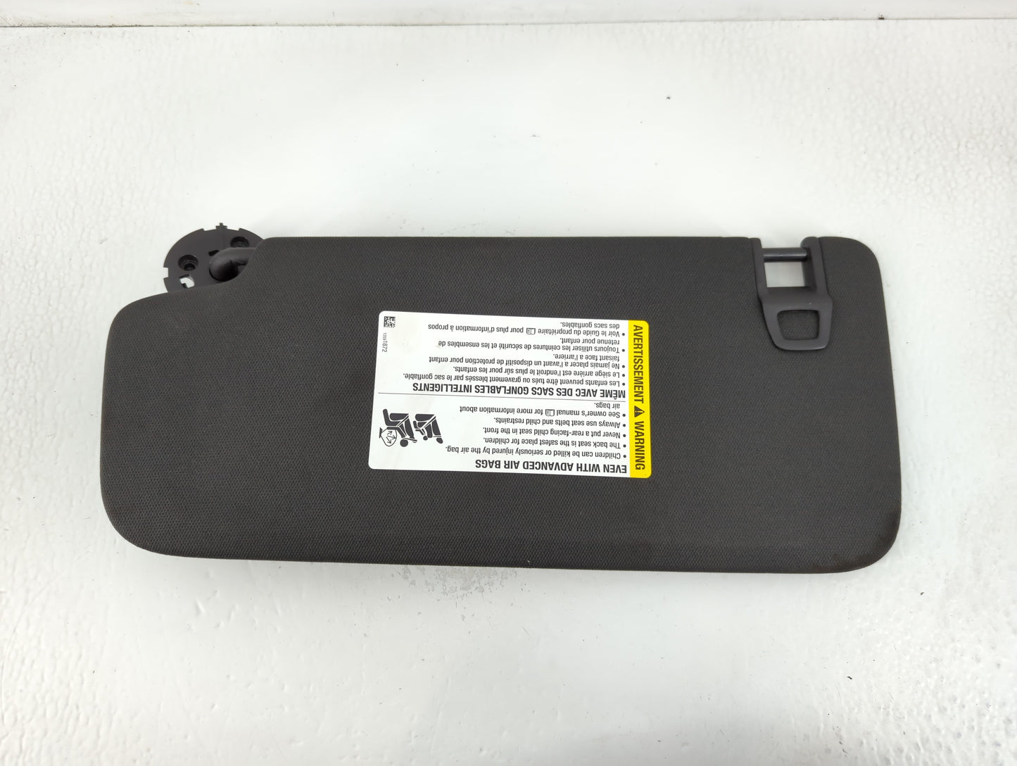 2025 Chevrolet Trailblazer Sun Visor Shade Replacement Passenger Right Mirror Fits OEM Used Auto Parts - Oemusedautoparts1.c