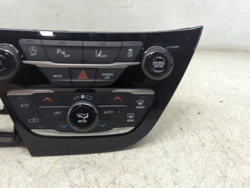 2021-2022 Chrysler Pacifica Climate Control Module Temperature AC/Heater Replacement P/N:P6XY191X8AC T038510571 Fits OEM Used Auto Parts