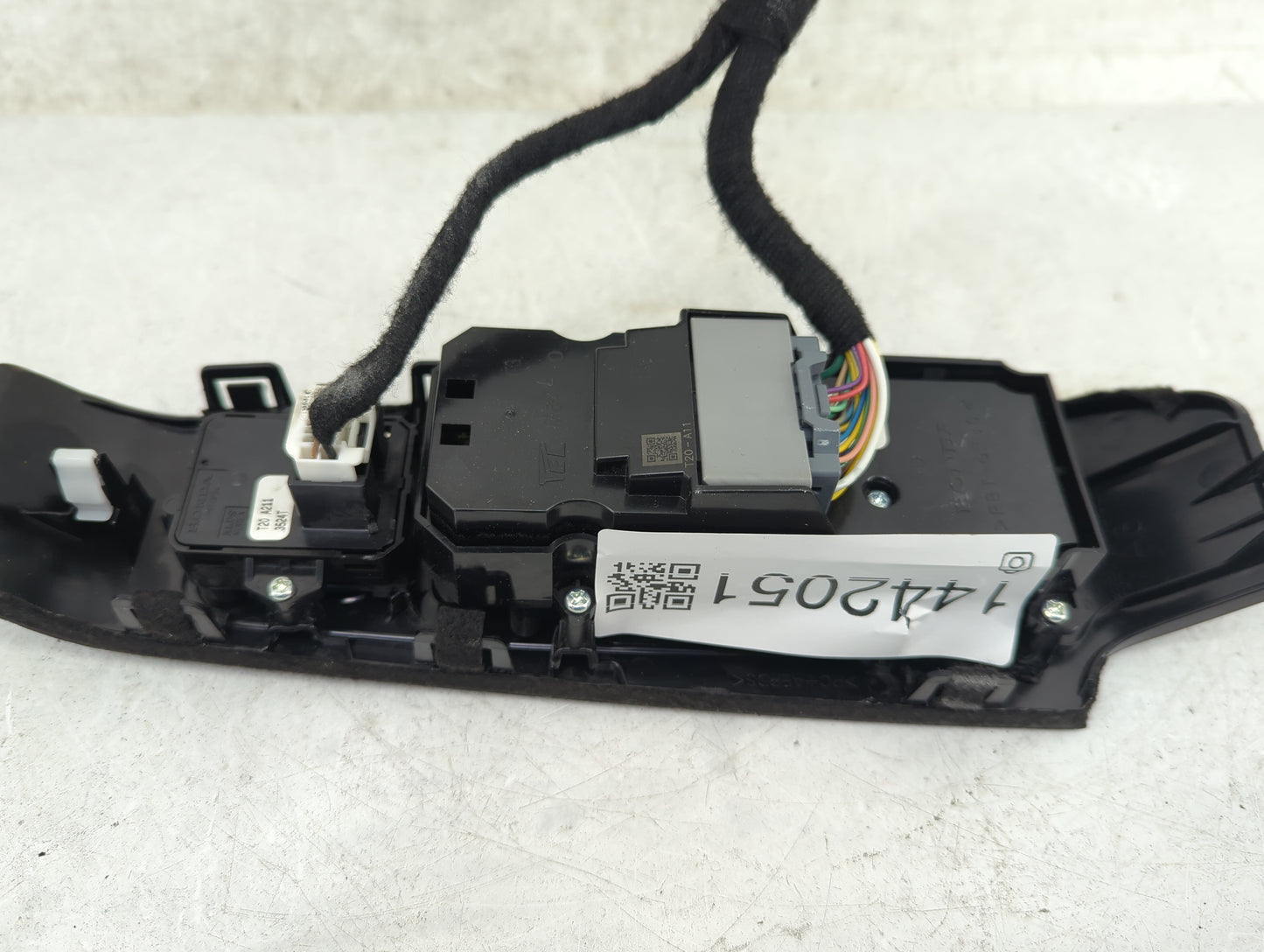 2022 Honda Civic Master Power Window Switch Replacement Driver Side Left Fits OEM Used Auto Parts - Oemusedautoparts1.com