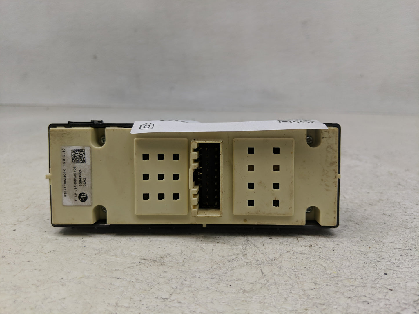 2025 Hyundai Elantra Master Power Window Switch Replacement Driver Side Left P/N:93571-AA2104X Fits OEM Used Auto Parts - Oe