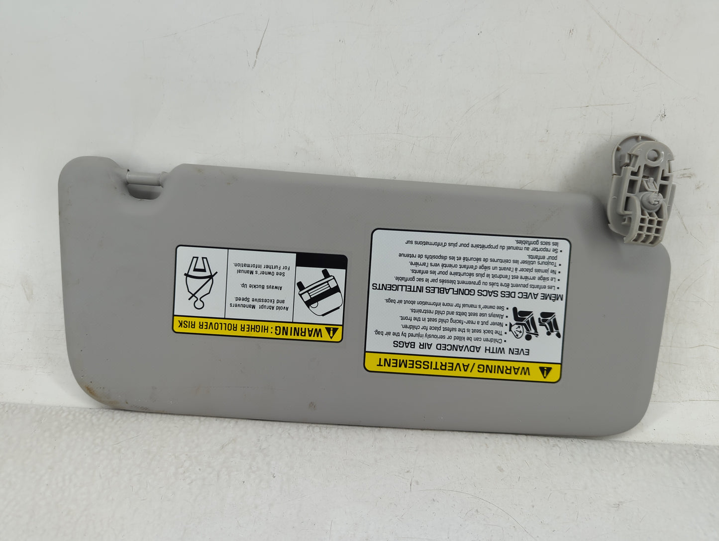 2025 Hyundai Kona Sun Visor Shade Replacement Passenger Right Mirror Fits OEM Used Auto Parts - Oemusedautoparts1.com