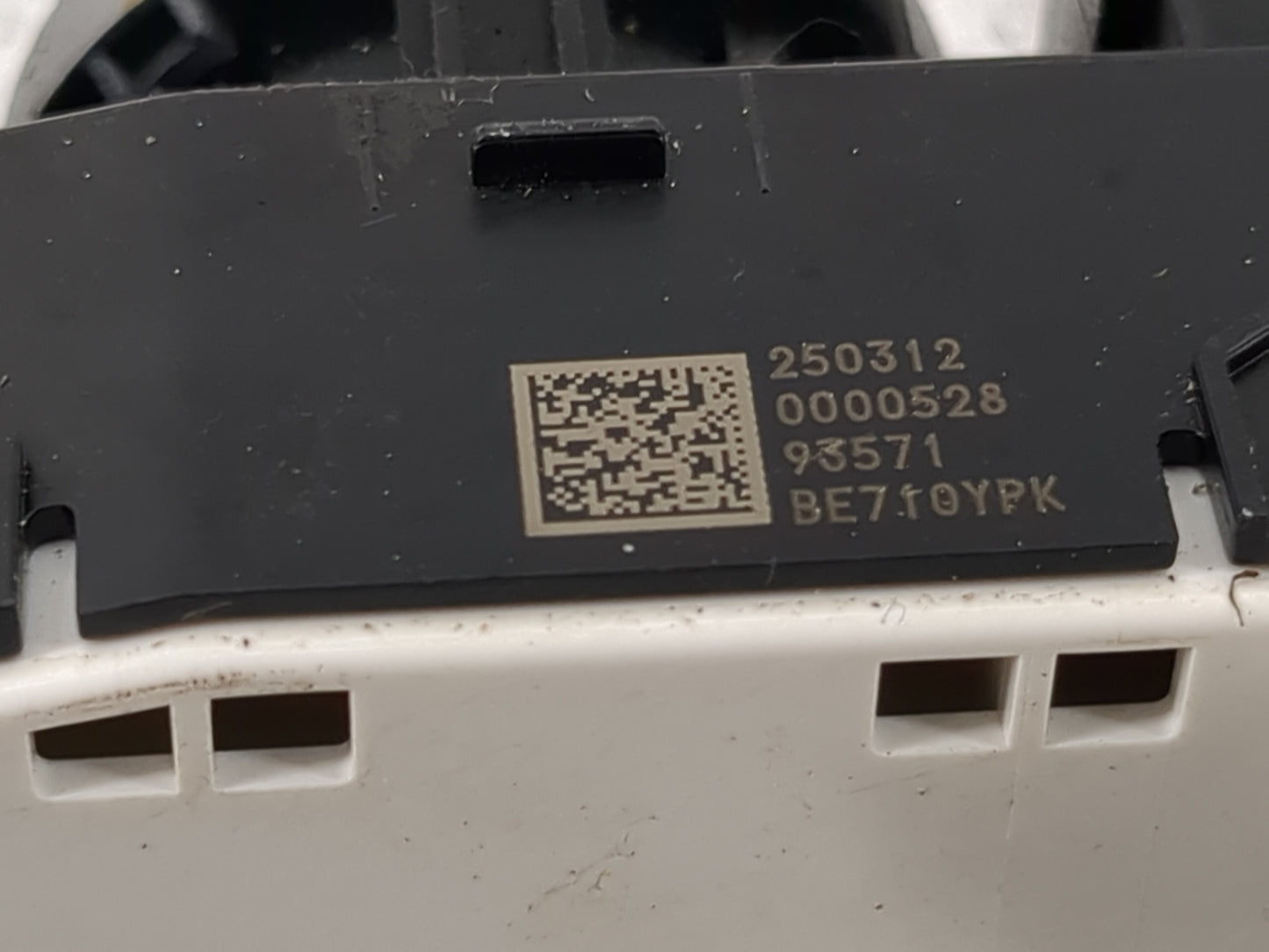 2025 Hyundai Kona Master Power Window Switch Replacement Driver Side Left P/N:BE710YPK Fits OEM Used Auto Parts - Oemusedaut