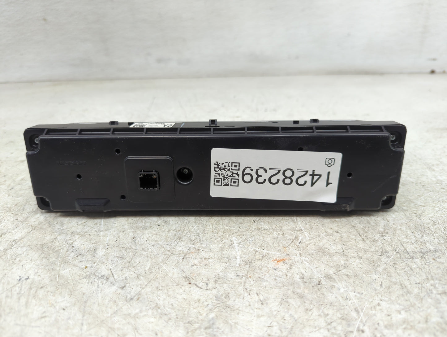 2025 Nissan Sentra Climate Control Module Temperature AC/Heater Replacement P/N:27500 6LY2A Fits OEM Used Auto Parts - Oemus