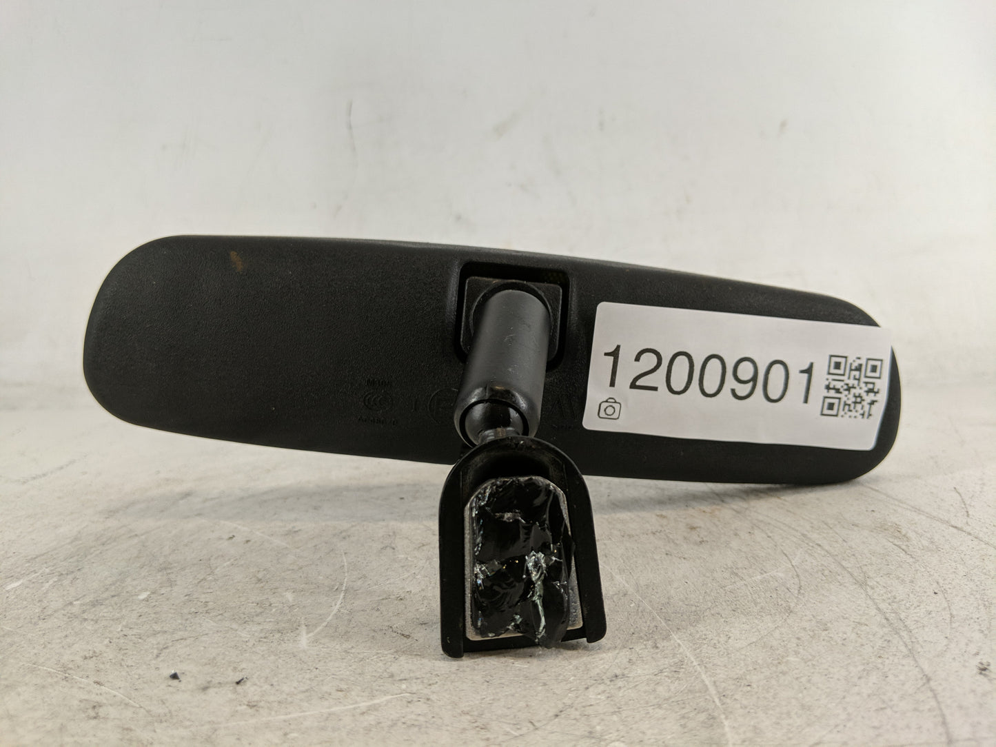 2025 Nissan Versa Interior Rear View Mirror Replacement OEM P/N:E11025617 E11015617, E11045617 Fits OEM Used Auto Parts - Oe