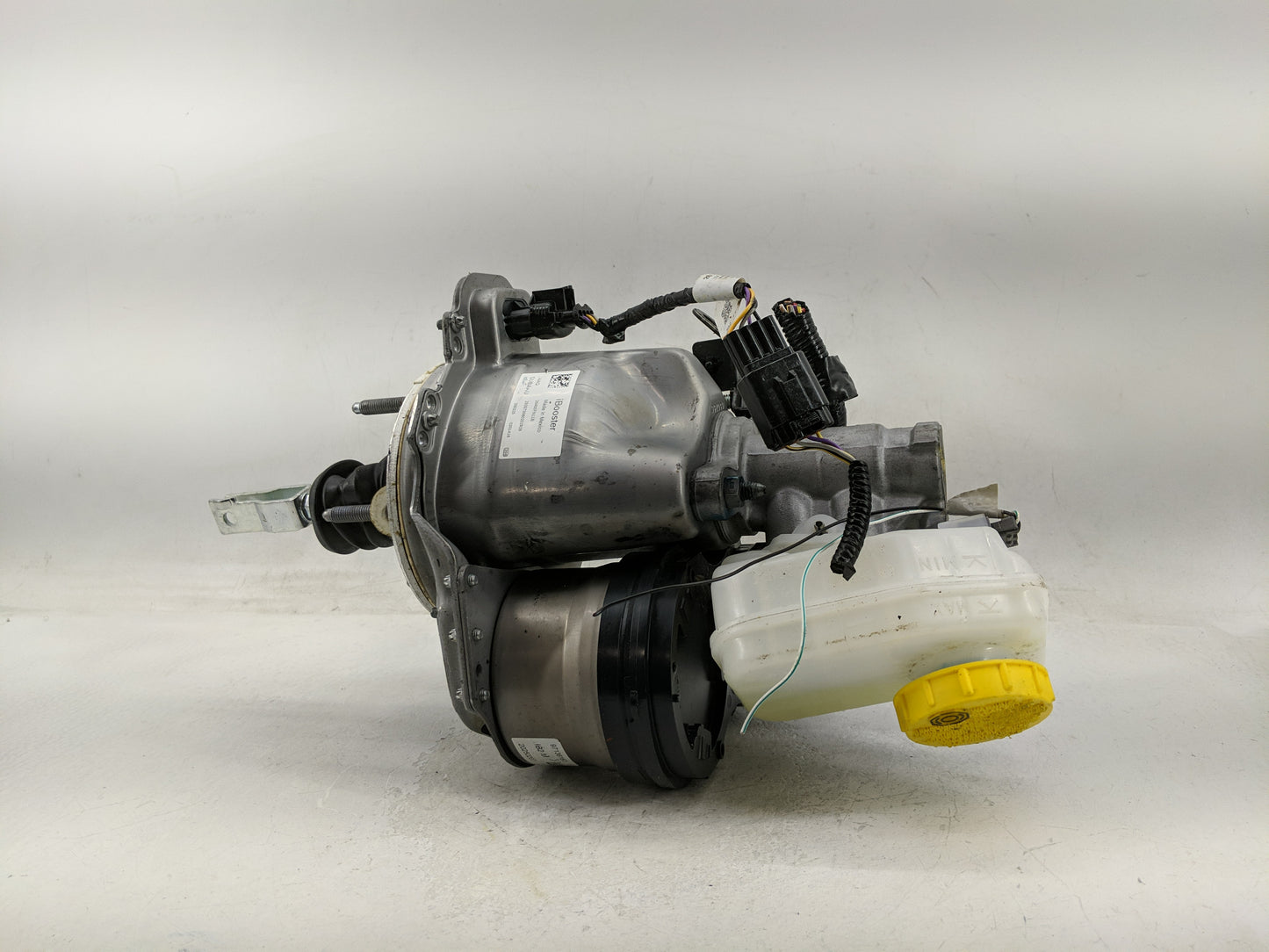 2025 Subaru Xv Brake Master Cylinder - Oemusedautoparts1.com