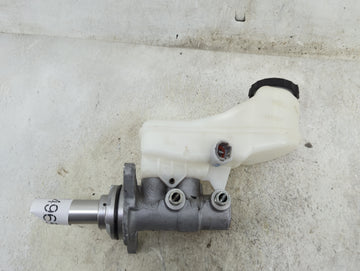 2019-2022 Toyota Rav4 Brake Master Cylinder 1496578