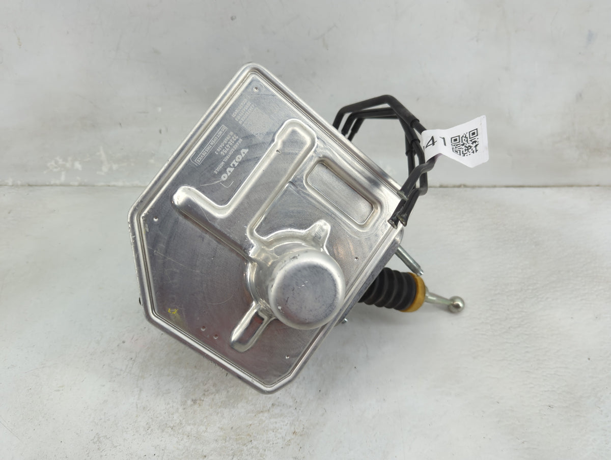 2025 Volvo Xc40 Anti-Lock Brake ABS Pump Module Actuator OEM P/N:32384760 P32384760 Fits OEM Used Auto Parts - Oemusedautopa