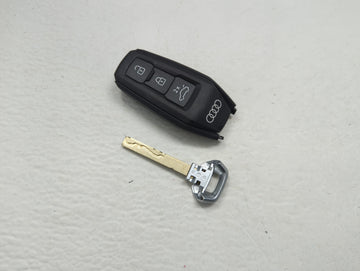 Audi Q5 Keyless Entry Remote Fob KR5 I22U | KR5I22U 85H.959.754.G 4 buttons