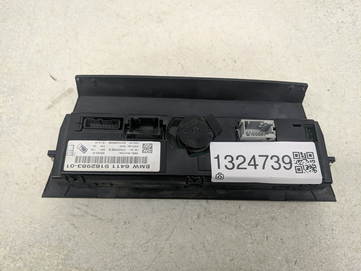 2007-2010 Bmw 328i Climate Control Module Temperature AC/Heater Replacement P/N:6411 9162983-01 Fits Fits 2007 2008 2009 201