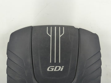 2105 Kia Sedona Engine Cover