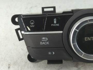 2014-2017 Acura Mdx Radio AM FM Cd Player Receiver Replacement P/N:57630294 2 M53408 Fits Fits 2014 2015 2016 2017 OEM Used Auto Parts