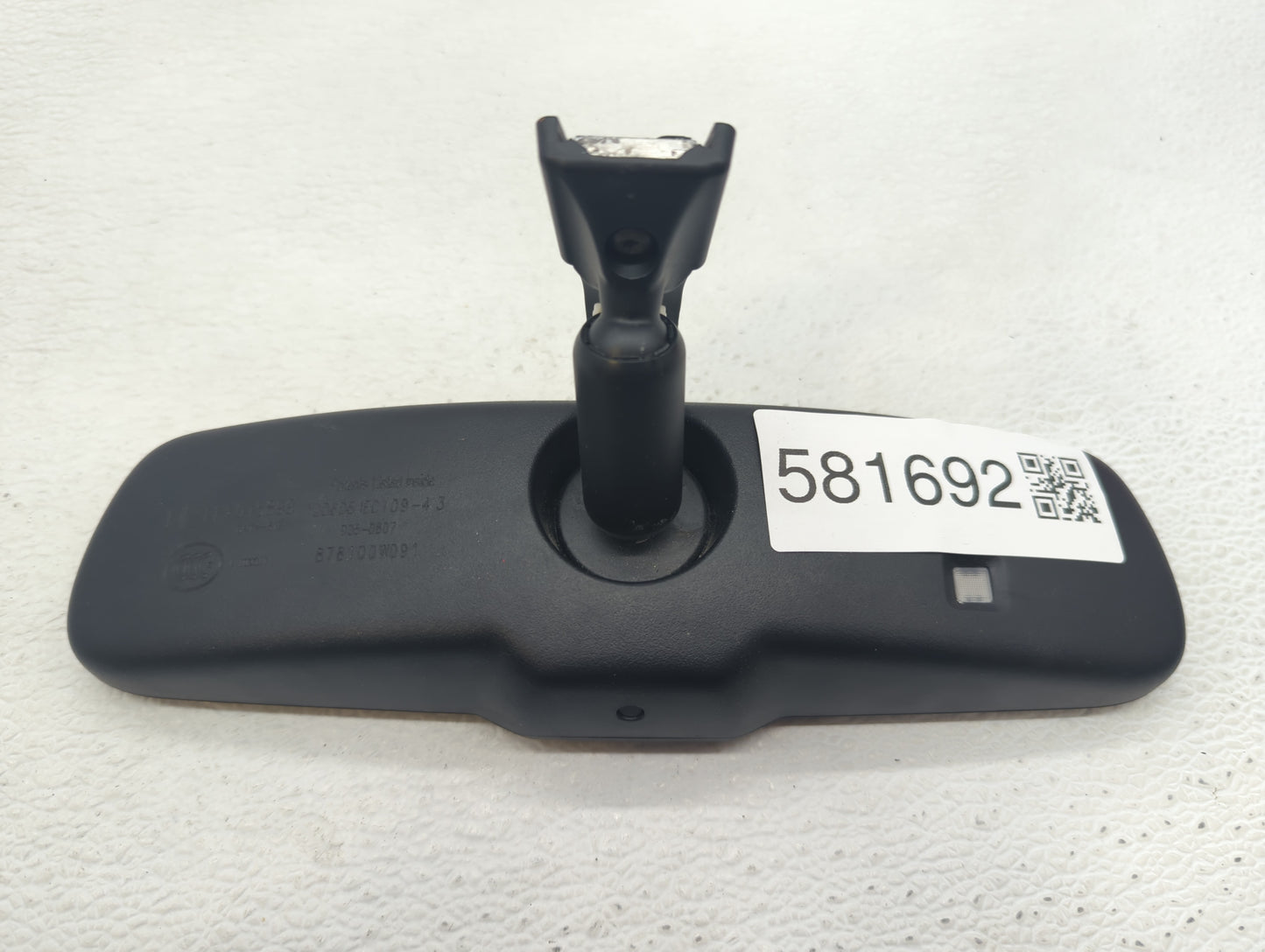 2013 Cadillac Srx Interior Rear View Mirror Replacement OEM P/N:E11 026539 E11026150, E11015322 Fits OEM Used Auto Parts - Oemusedautoparts1.com