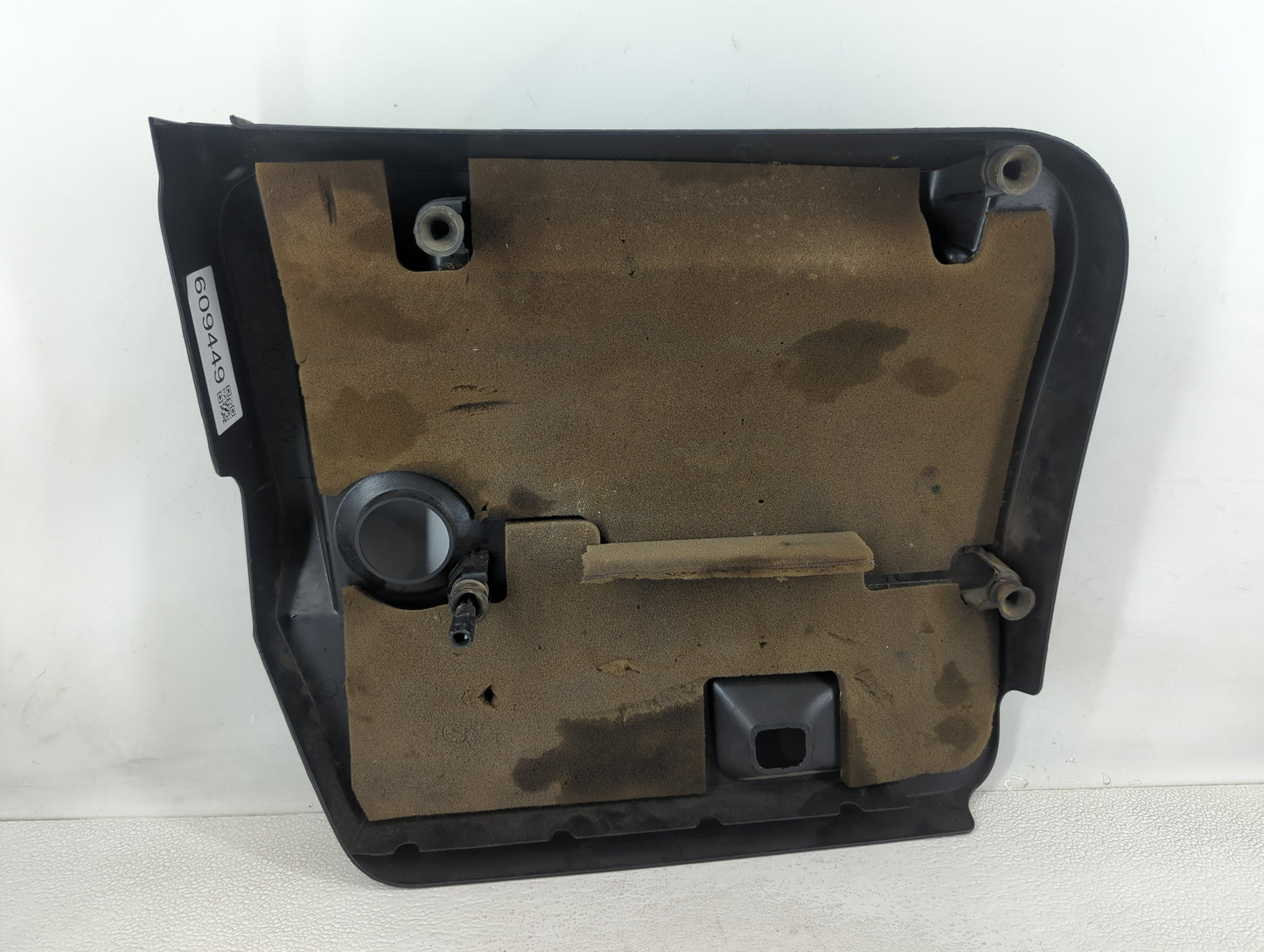 2010 Dodge Journey Engine Cover - Oemusedautoparts1.com
