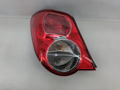 2012-2016 Chevrolet Sonic Tail Light Assembly Driver Left OEM P/N:95470356 96830981 Fits 2012 2013 2014 2015 2016 OEM Used Auto Parts