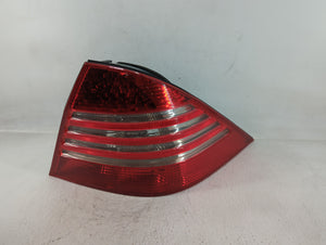 2003-2006 Mercedes-Benz S430 Tail Light Assembly Passenger Right OEM P/N:A220 820 08 64 Fits 2003 2004 2005 2006 OEM Used Auto Parts