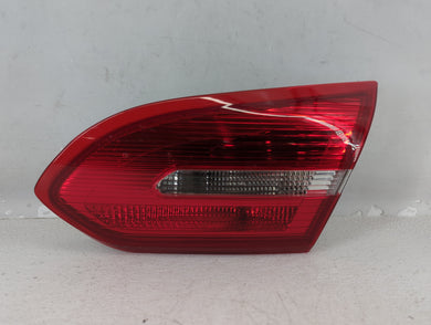 2015-2018 Ford Focus Tail Light Assembly Passenger Right OEM P/N:F1EB-13A602-DD Fits 2015 2016 2017 2018 OEM Used Auto Parts