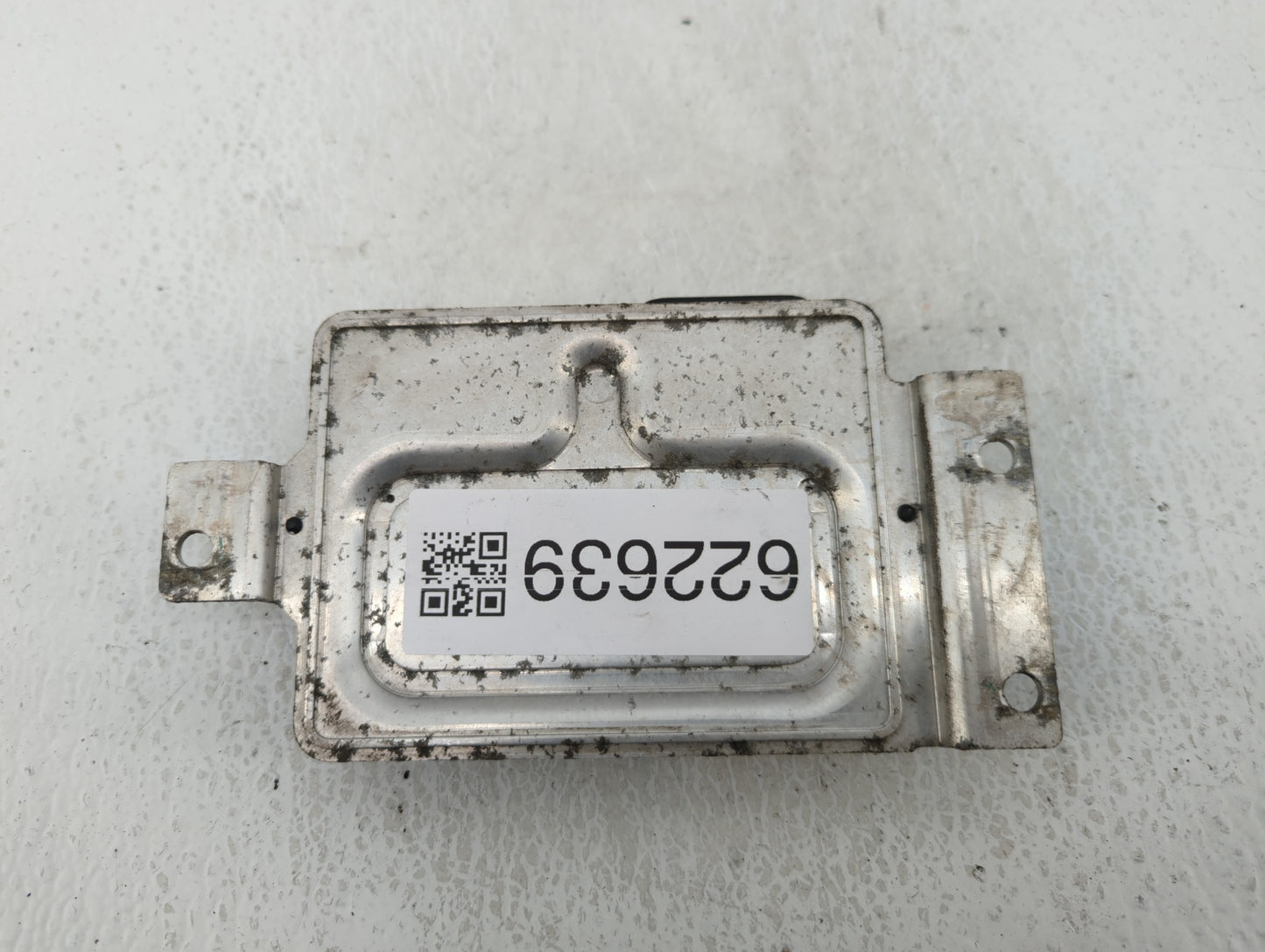 2007 Chevrolet Express 2500 PCM Engine Control Computer ECU ECM PCU OEM P/N:242423917187 24239926 Fits OEM Used Auto Parts - Oemusedautoparts1.com