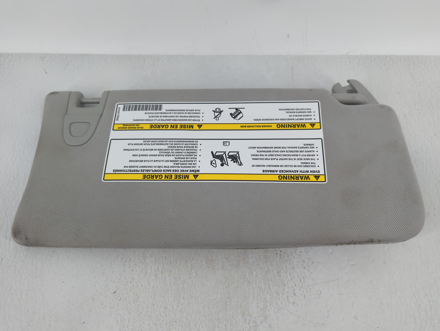 2018 Jeep Compass Sun Visor Shade Replacement Passenger Right Mirror Fits OEM Used Auto Parts - Oemusedautoparts1.com