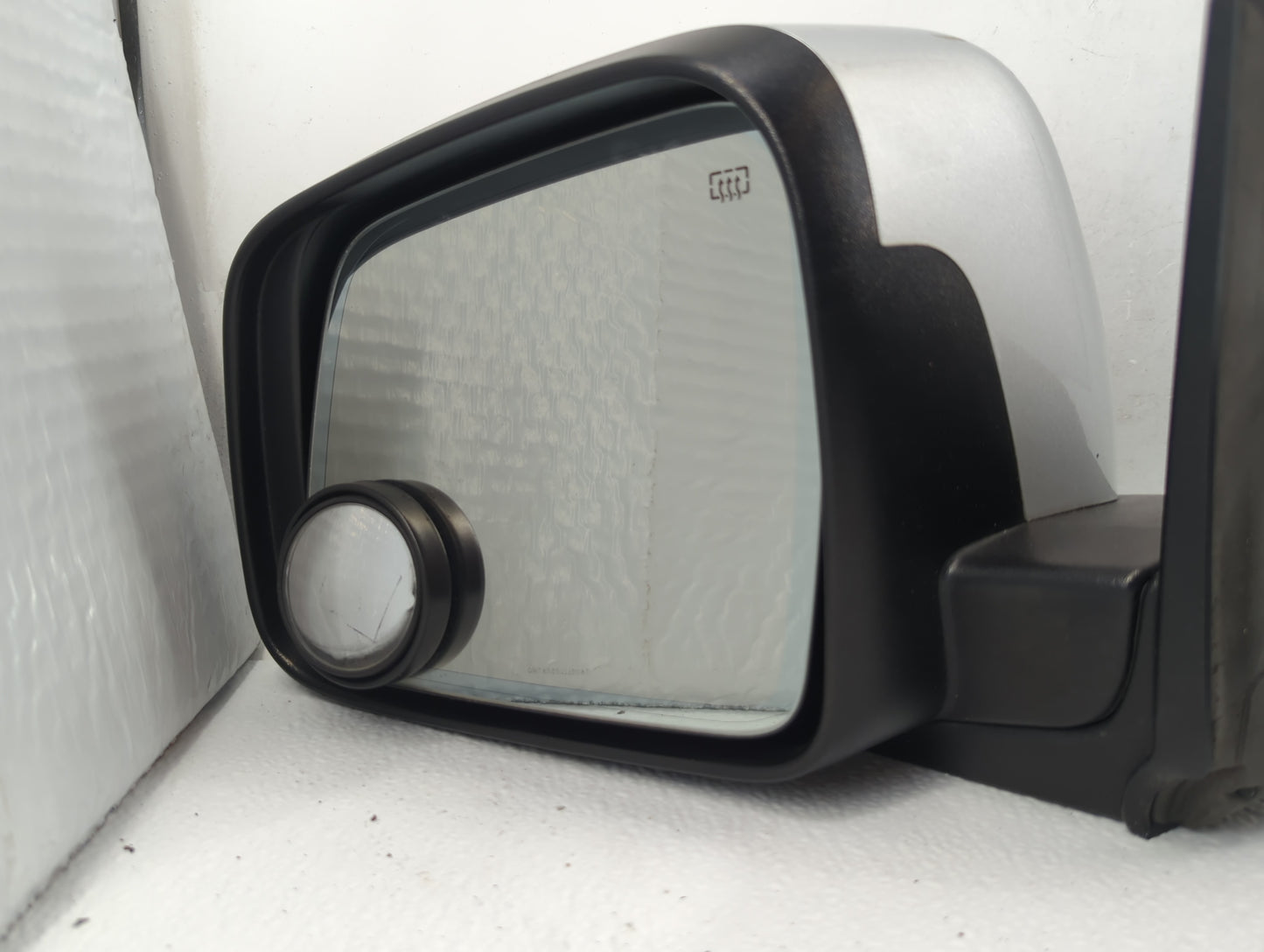 2011 Dodge Durango Side Mirror Replacement Driver Left View Door Mirror P/N:20290 1RC31WS2AG Fits OEM Used Auto Parts - Oemusedautoparts1.com