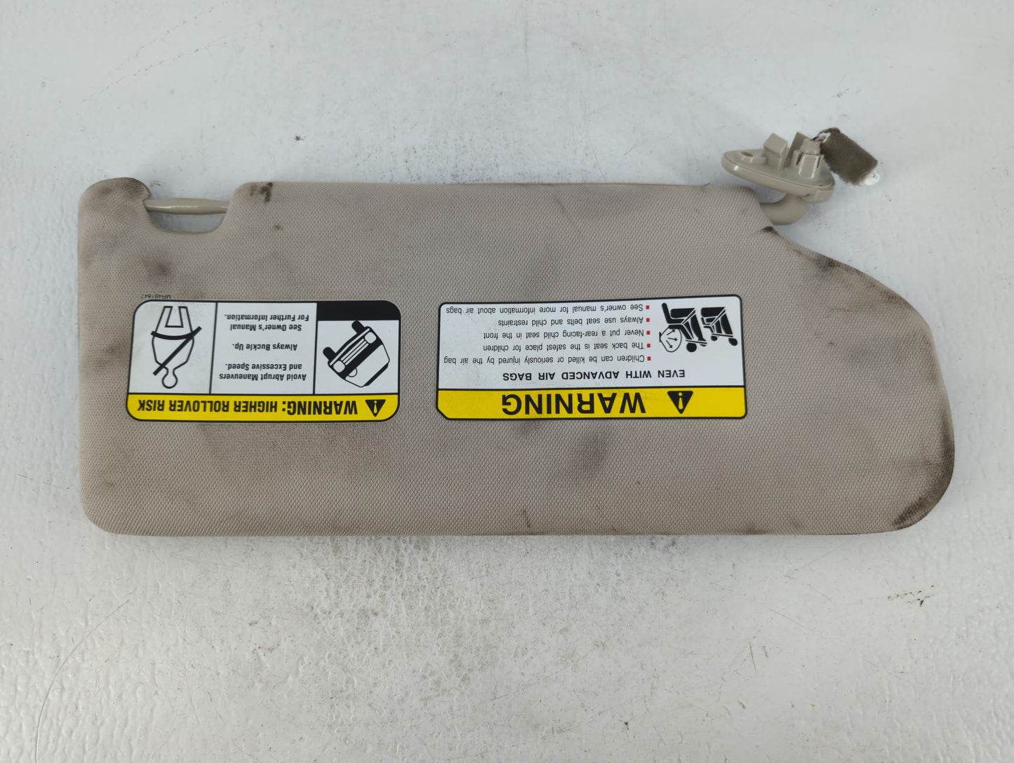 2020 Mitsubishi Outlander Sun Visor Shade Replacement Driver Left Mirror Fits OEM Used Auto Parts - Oemusedautoparts1.com