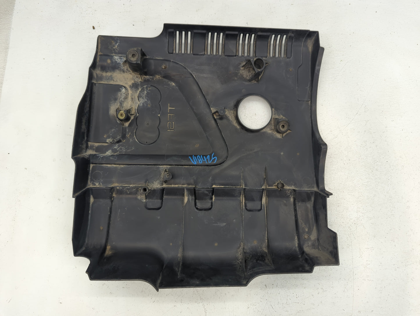 2009 Audi A4 Engine Cover - Oemusedautoparts1.com