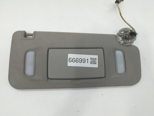 2009 Chevrolet Traverse Sun Visor Shade Replacement Passenger Right Mirror Fits OEM Used Auto Parts