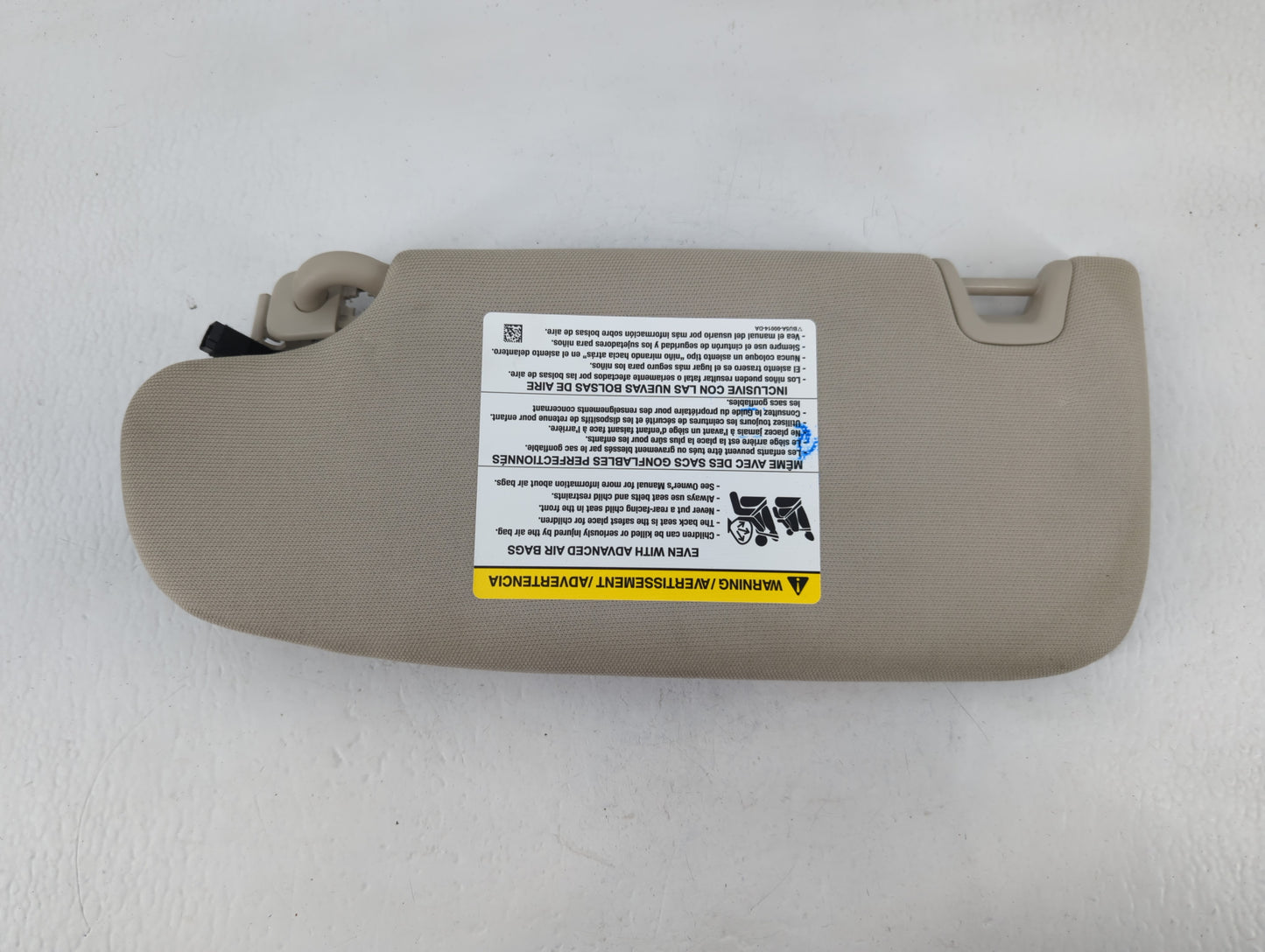 2017-2020 Ford Fusion Sun Visor Shade Replacement Passenger Right Mirror Fits Fits 2017 2018 2019 2020 OEM Used Auto Parts - Oemusedautoparts1.com