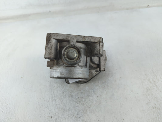 2008-2011 Ford Focus Throttle Body P/N:BS4E-BA Fits Fits 2008 2009 2010 2011 2012 2013 OEM Used Auto Parts