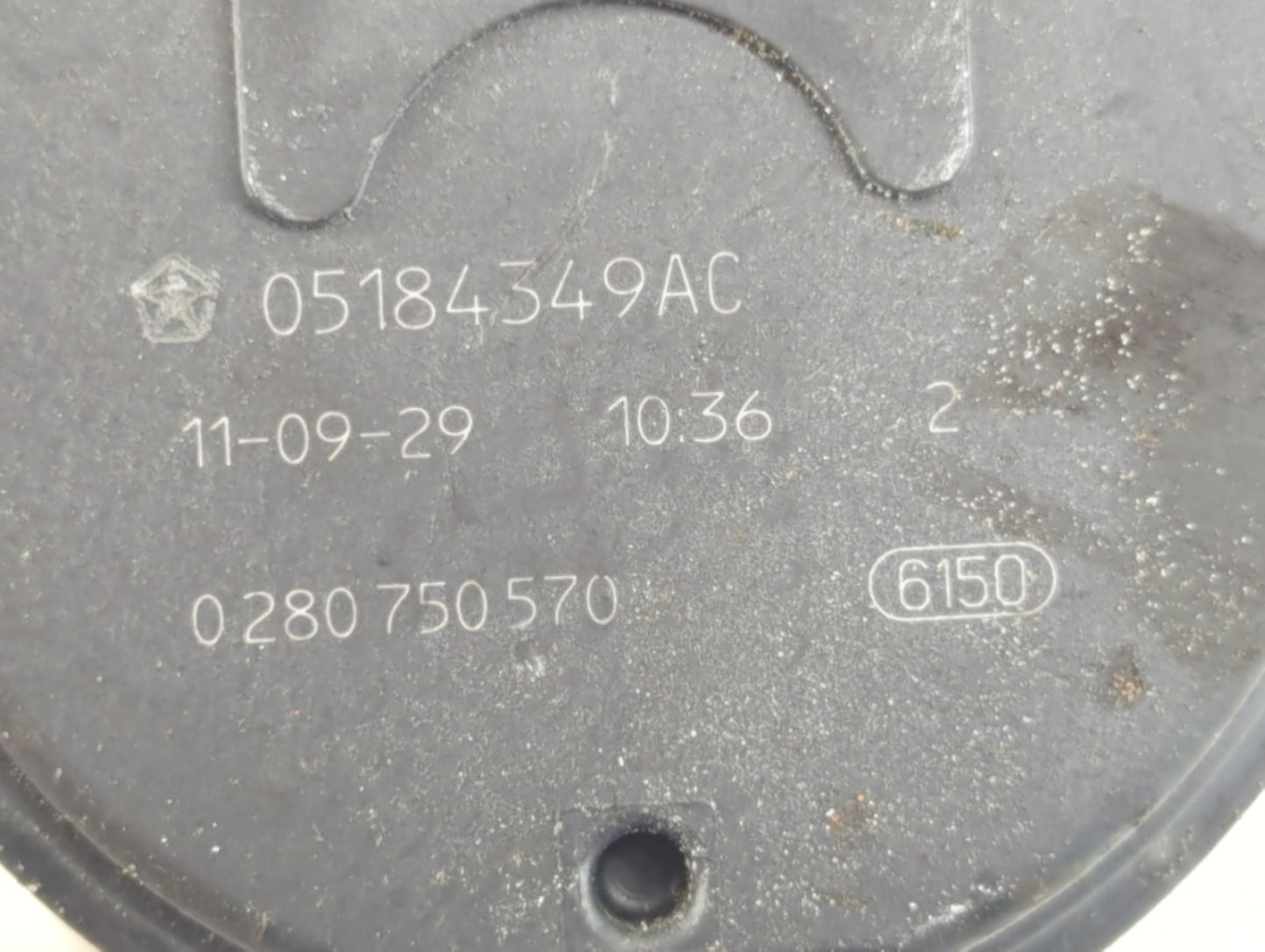 2011-2022 Chrysler 300 Throttle Body P/N:05184349AC 0 280 750 570 Fits OEM Used Auto Parts - Oemusedautoparts1.com