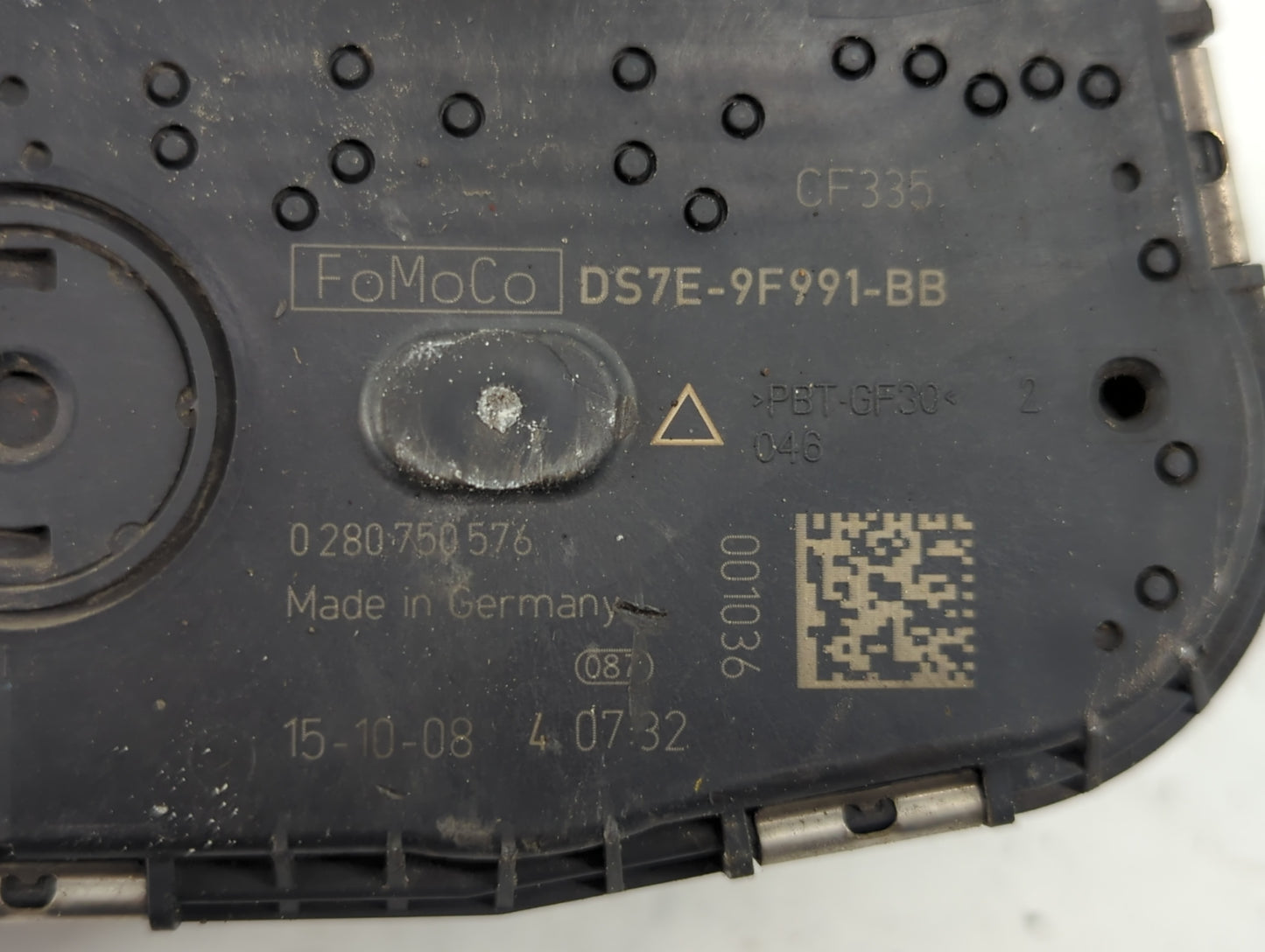 2014-2020 Ford Fusion Throttle Body P/N:DS7E-9F991-BB Fits Fits 2014 2015 2016 2017 2018 2019 2020 2021 2022 OEM Used Auto Parts - Oemusedautoparts1.com