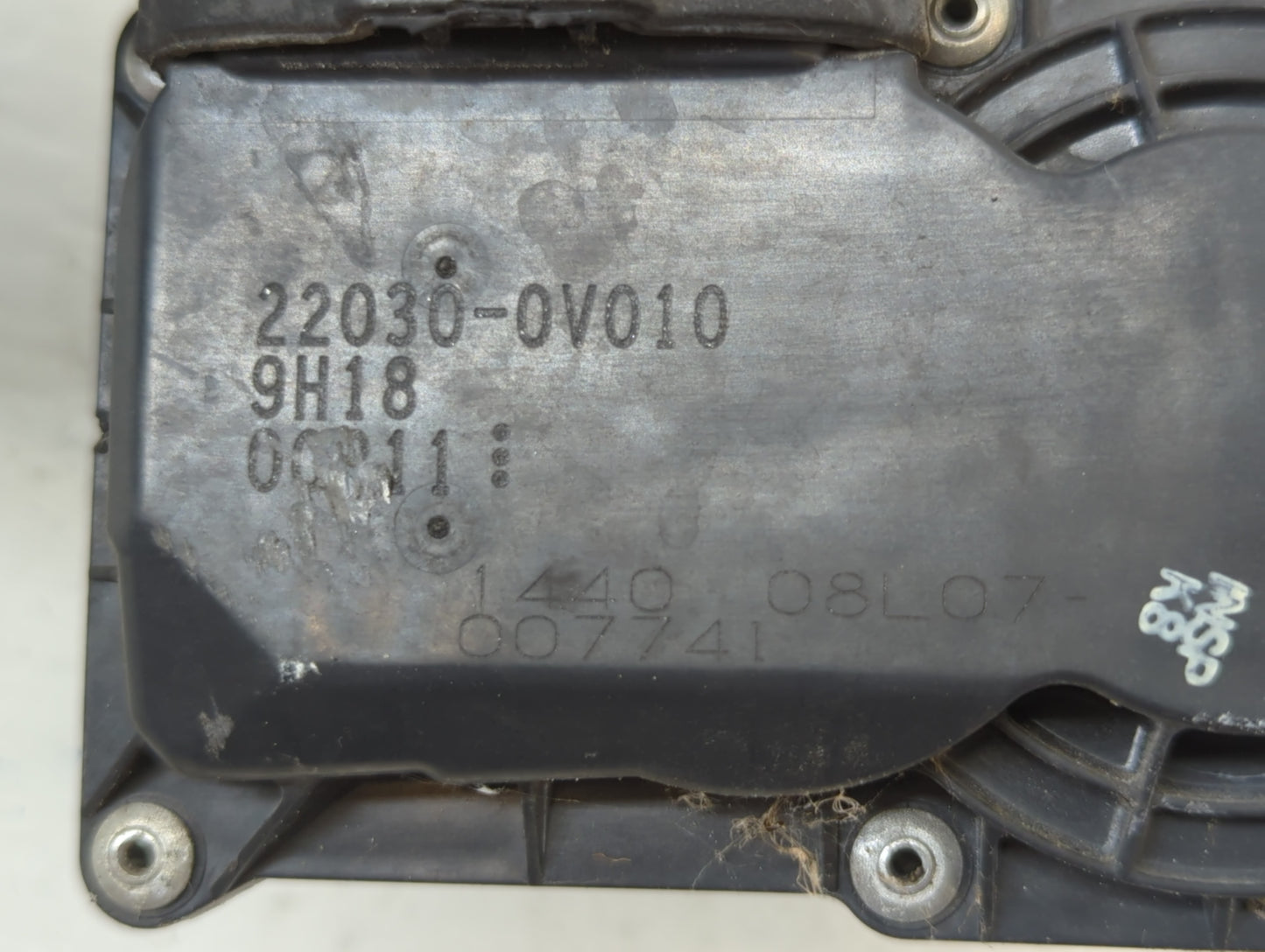 2010-2017 Toyota Camry Throttle Body P/N:22030-0V010 Fits Fits 2009 2010 2011 2012 2013 2014 2015 2016 2017 2018 2019 OEM Used Auto Parts - Oemusedautoparts1.com