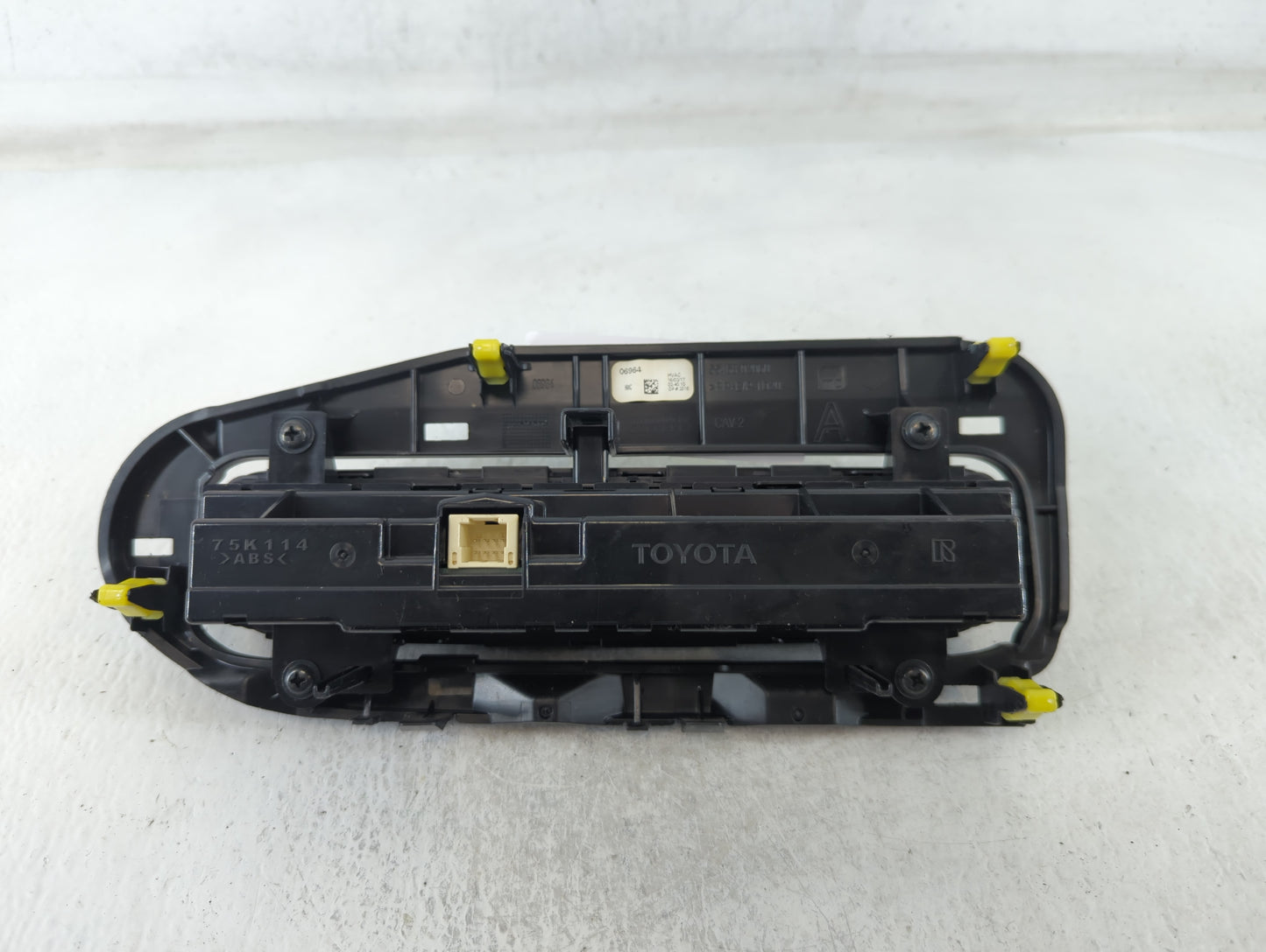 2017-2019 Toyota Corolla Climate Control Module Temperature AC/Heater Replacement P/N:55466-02060 Fits Fits 2017 2018 2019 OEM Used Auto Parts - Oemusedautoparts1.com