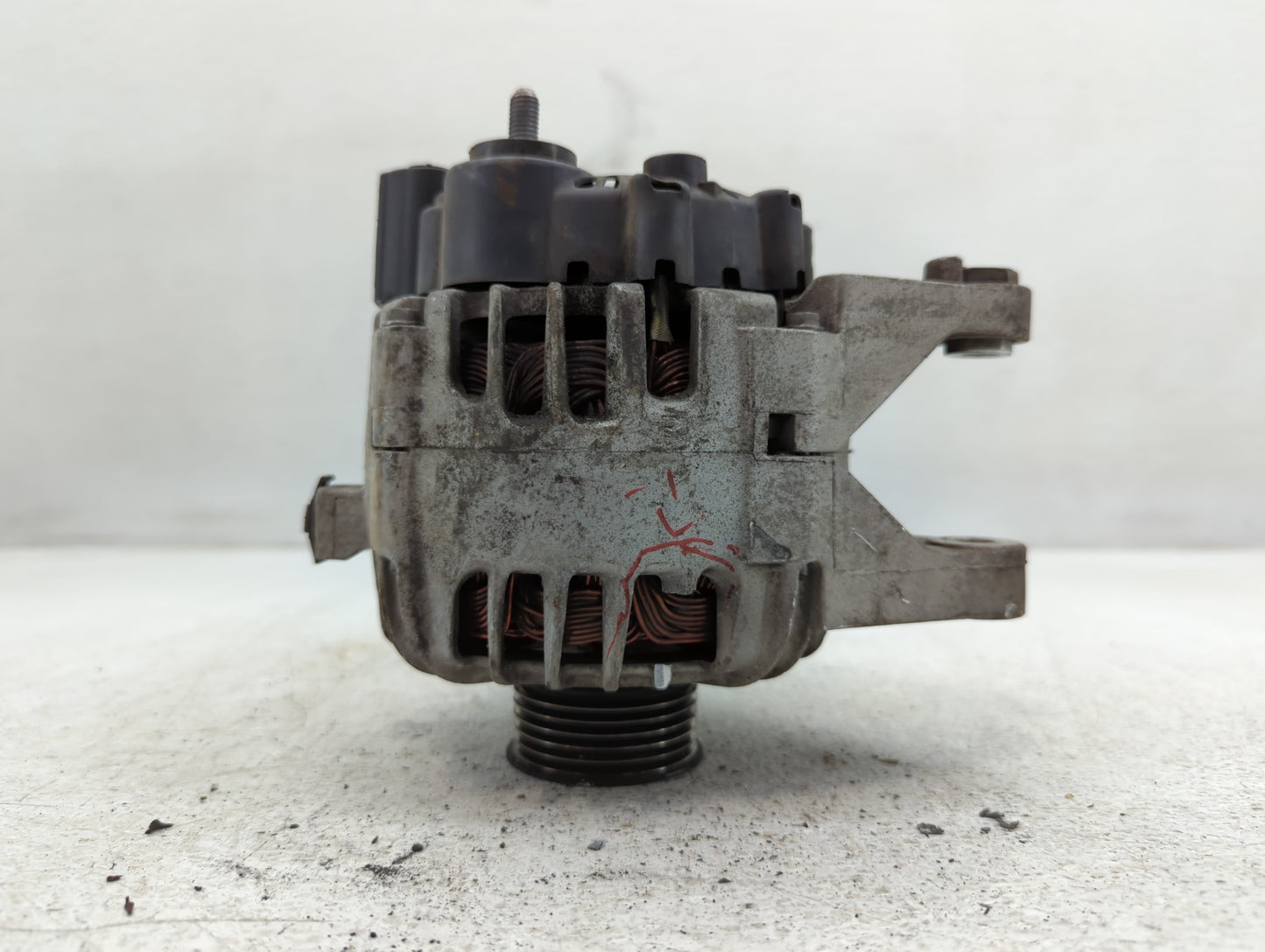 2013-2014 Hyundai Genesis Alternator Replacement Generator Charging Assembly Engine OEM P/N:37301-2C120 Fits Fits 2013 2014 OEM Used Auto Parts - Oemusedautoparts1.com