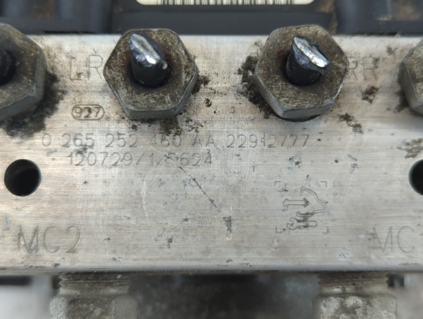 2012-2017 Gmc Acadia ABS Pump Control Module Replacement P/N:0 265 252 460 AA Fits Fits 2012 2013 2014 2015 2016 2017 OEM Used Auto Parts - Oemusedautoparts1.com