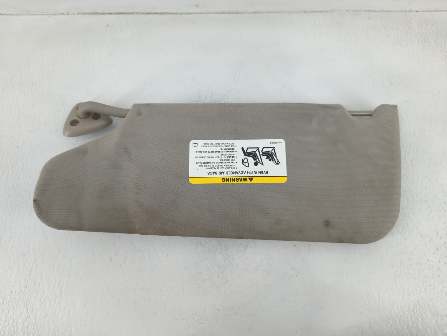 2006-2007 Dodge Charger Sun Visor Shade Replacement Passenger Right Mirror Fits Fits 2006 2007 OEM Used Auto Parts - Oemusedautoparts1.com