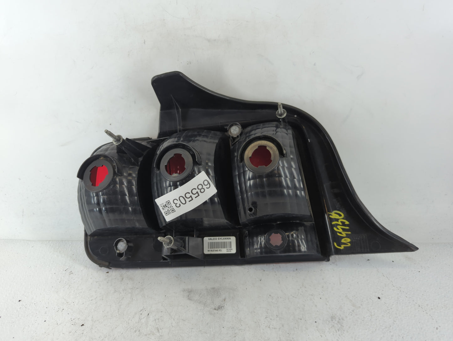 2005-2009 Ford Mustang Tail Light Assembly Passenger Right OEM Fits Fits 2005 2006 2007 2008 2009 OEM Used Auto Parts - Oemusedautoparts1.com