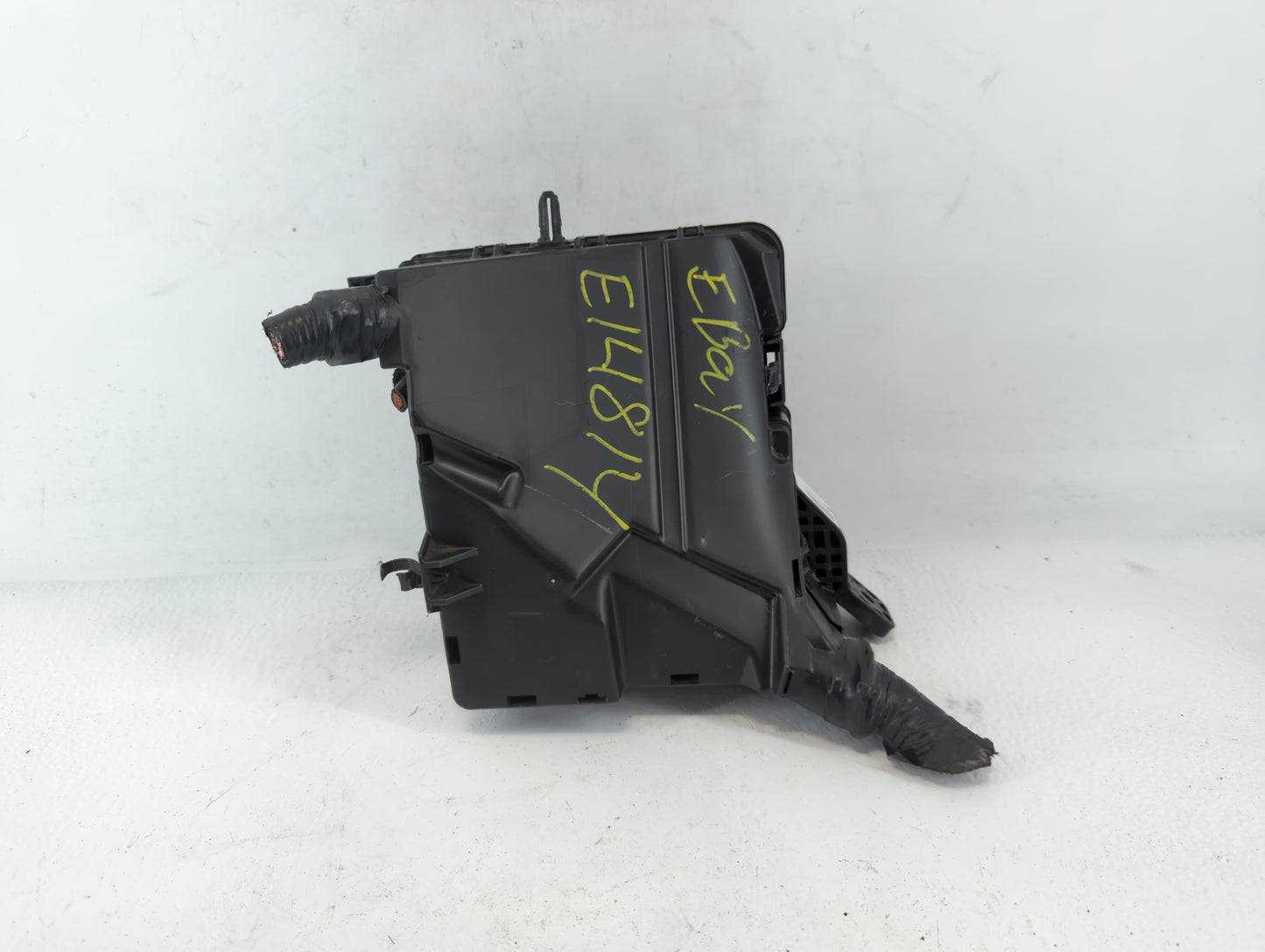 2018-2019 Hyundai Sonata Fusebox Fuse Box Panel Relay Module P/N:6423-0102-7-000 Fits Fits 2018 2019 OEM Used Auto Parts - Oemusedautoparts1.com