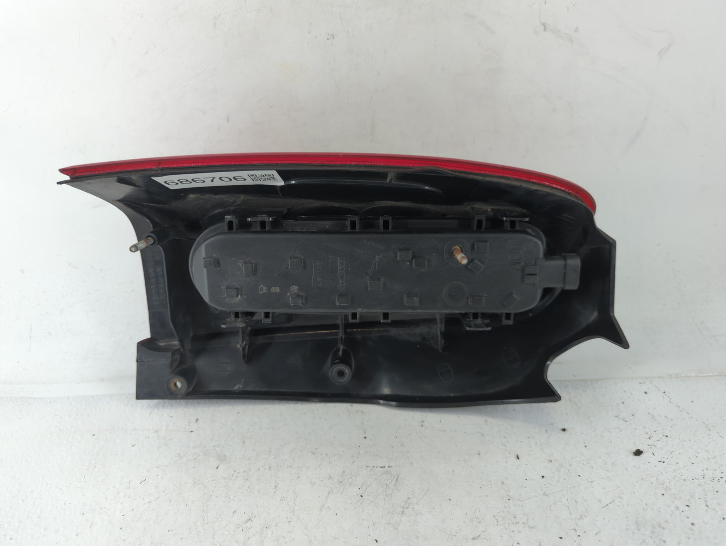 1997-2005 Chevrolet Venture Tail Light Assembly Passenger Right OEM P/N:10406612 Fits OEM Used Auto Parts - Oemusedautoparts1.com