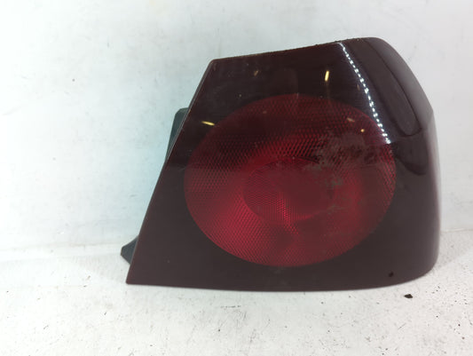 2002-2004 Chevrolet Impala Tail Light Assembly Passenger Right OEM P/N:16525262 Fits Fits 2002 2003 2004 OEM Used Auto Parts