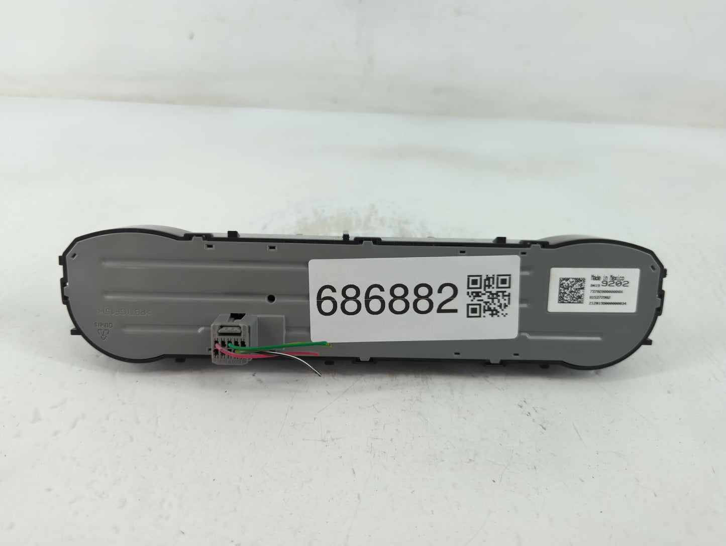 2020 Toyota Corolla Climate Control Module Temperature AC/Heater Replacement P/N:84199202 Fits OEM Used Auto Parts - Oemusedautoparts1.com