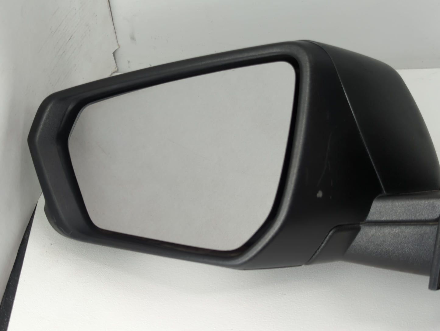 2023 Chevrolet Equinox Side Mirror Replacement Driver Left View Door Mirror P/N:84322548 Fits OEM Used Auto Parts