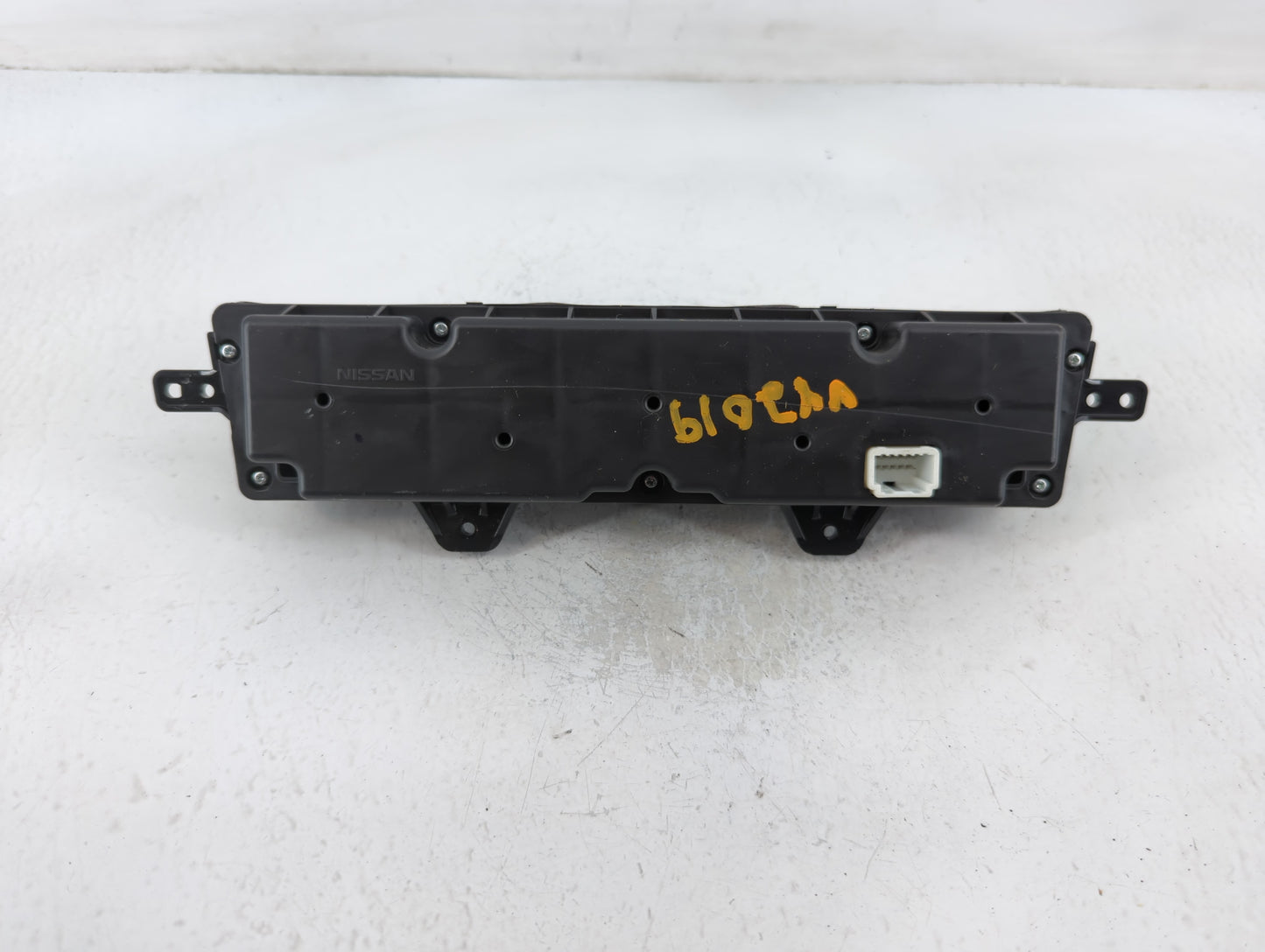 2016-2021 Nissan Maxima Climate Control Module Temperature AC/Heater Replacement P/N:E1062271 27500 4RA0A Fits OEM Used Auto Parts - Oemusedautoparts1.com