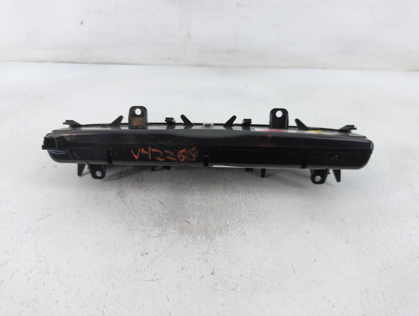 2015-2019 Mercedes-Benz C300 Climate Control Module Temperature AC/Heater Replacement P/N:A2C9556640001 A 205 905 47 06 Fits OEM Used Auto Parts - Oemusedautoparts1.com