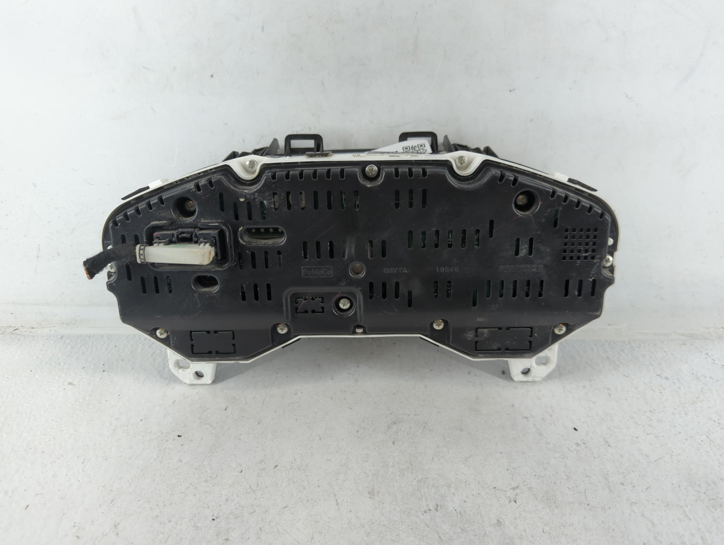 2016-2018 Ford Edge Instrument Cluster Speedometer Gauges P/N:257520-4391 GT4T-10849-CB Fits Fits 2016 2017 2018 OEM Used Auto Parts - Oemusedautoparts1.com