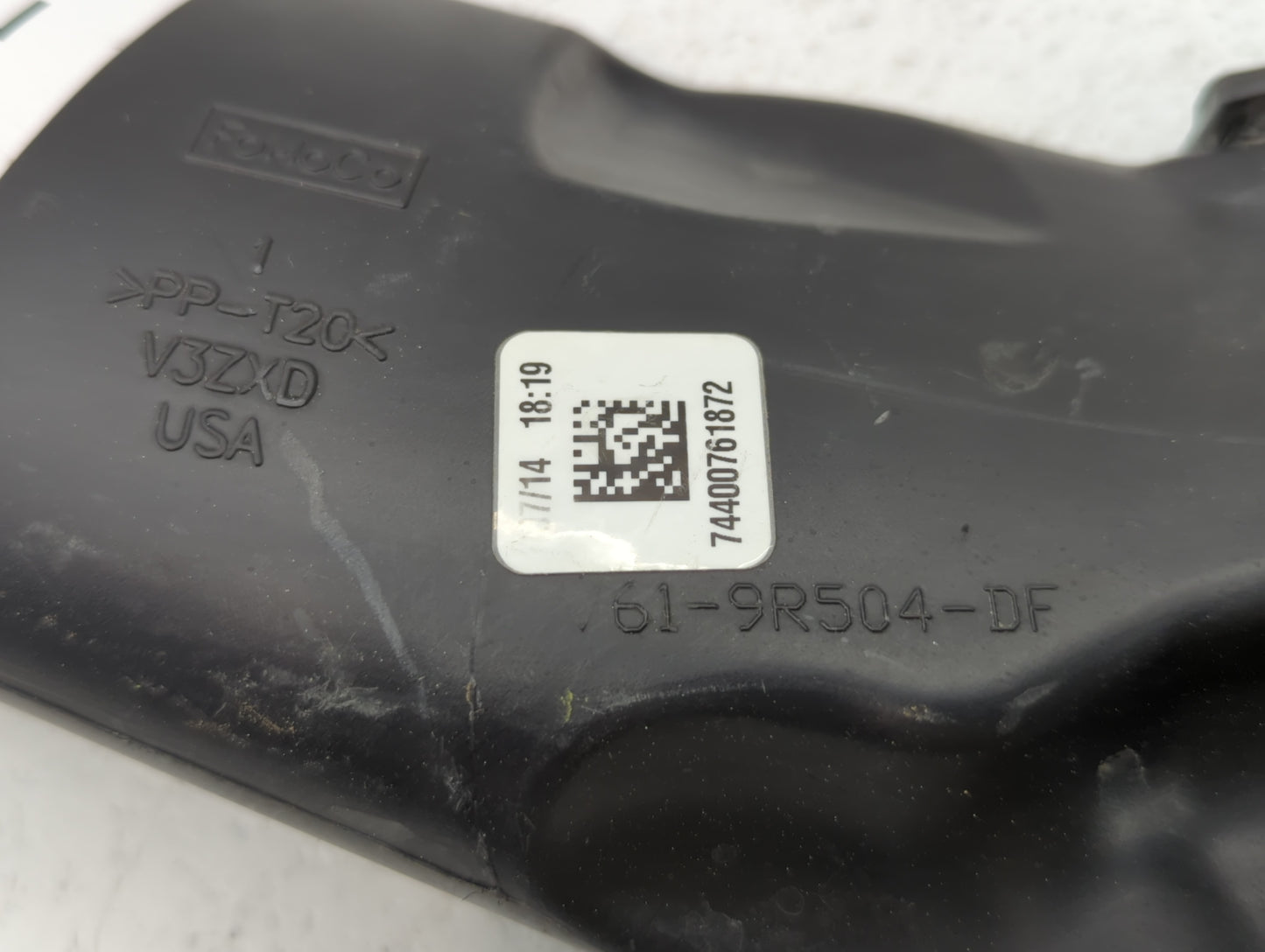 2020 Lincoln Corsair Air Cleaner Intake Duct Hose Tube - Oemusedautoparts1.com