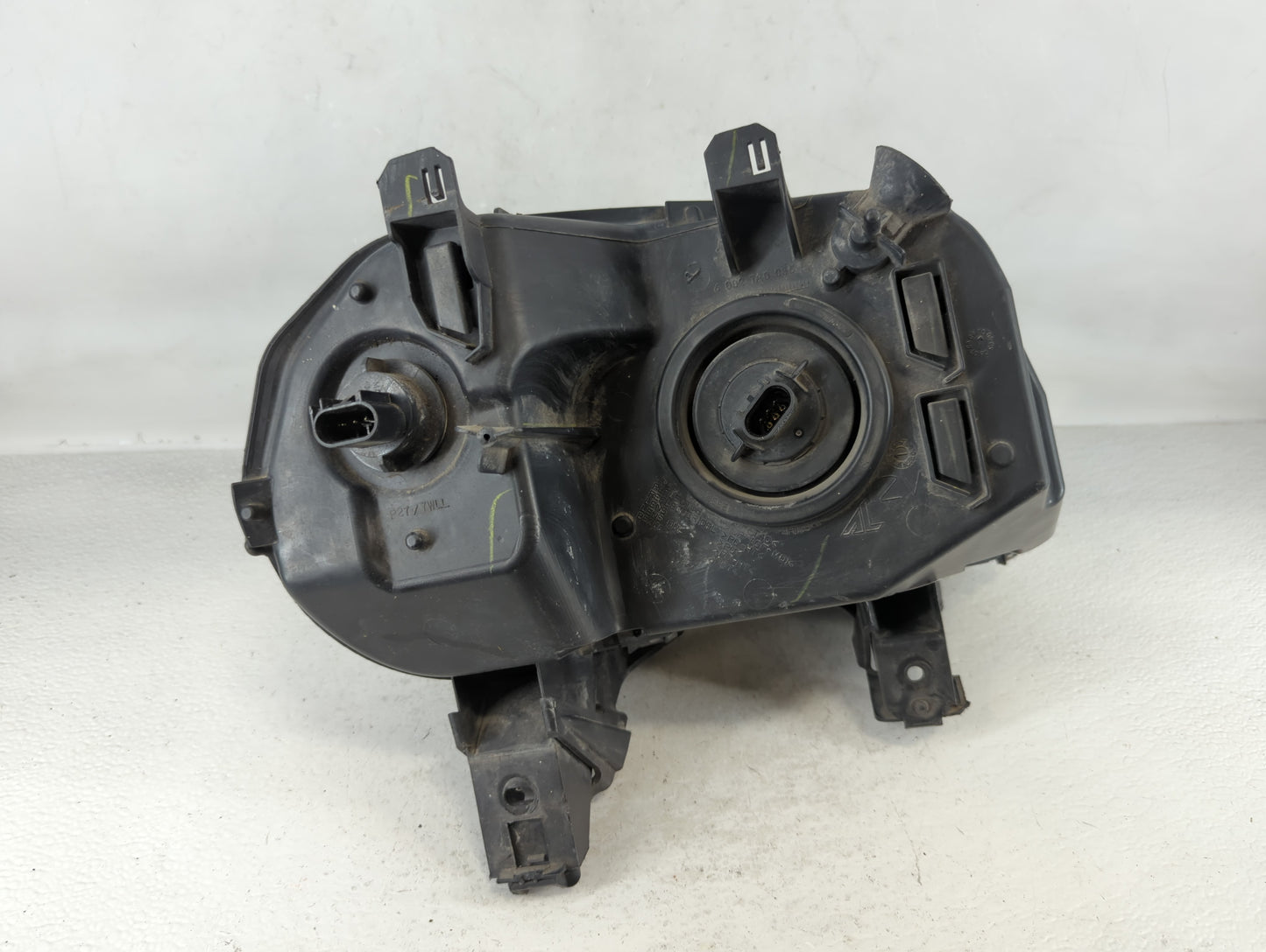 2006-2011 Chevrolet Hhr Driver Left Oem Head Light Headlight Lamp - Oemusedautoparts1.com